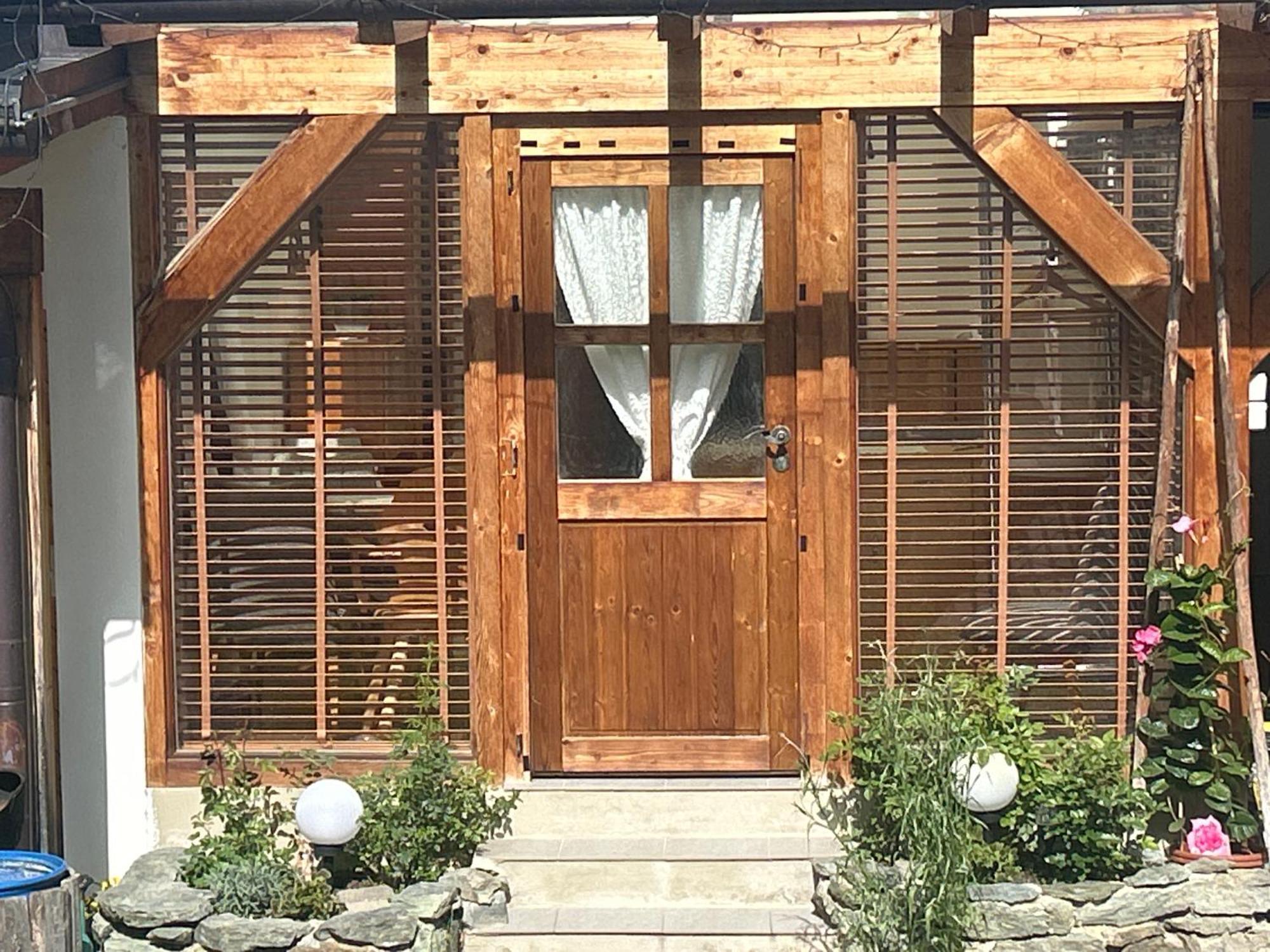 Miniferienwohnung Fuer Unkompliziertes Naturliebhaberpaerchen Payerbach Exterior photo